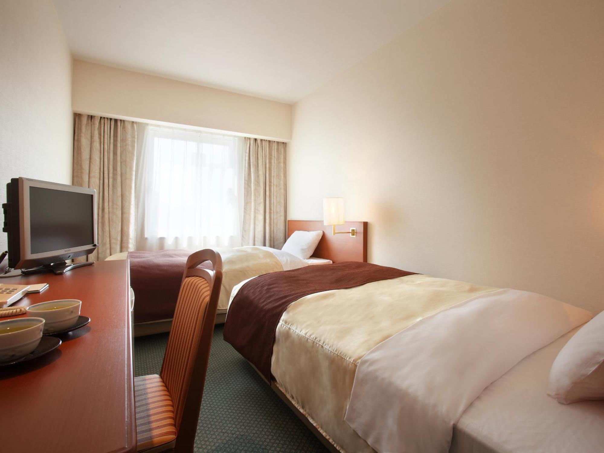 Hotel Pearl City Мориока Экстерьер фото